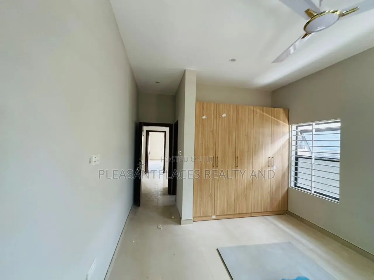 2bdrm House in Pleasantplaces And, Oyarifa for sale