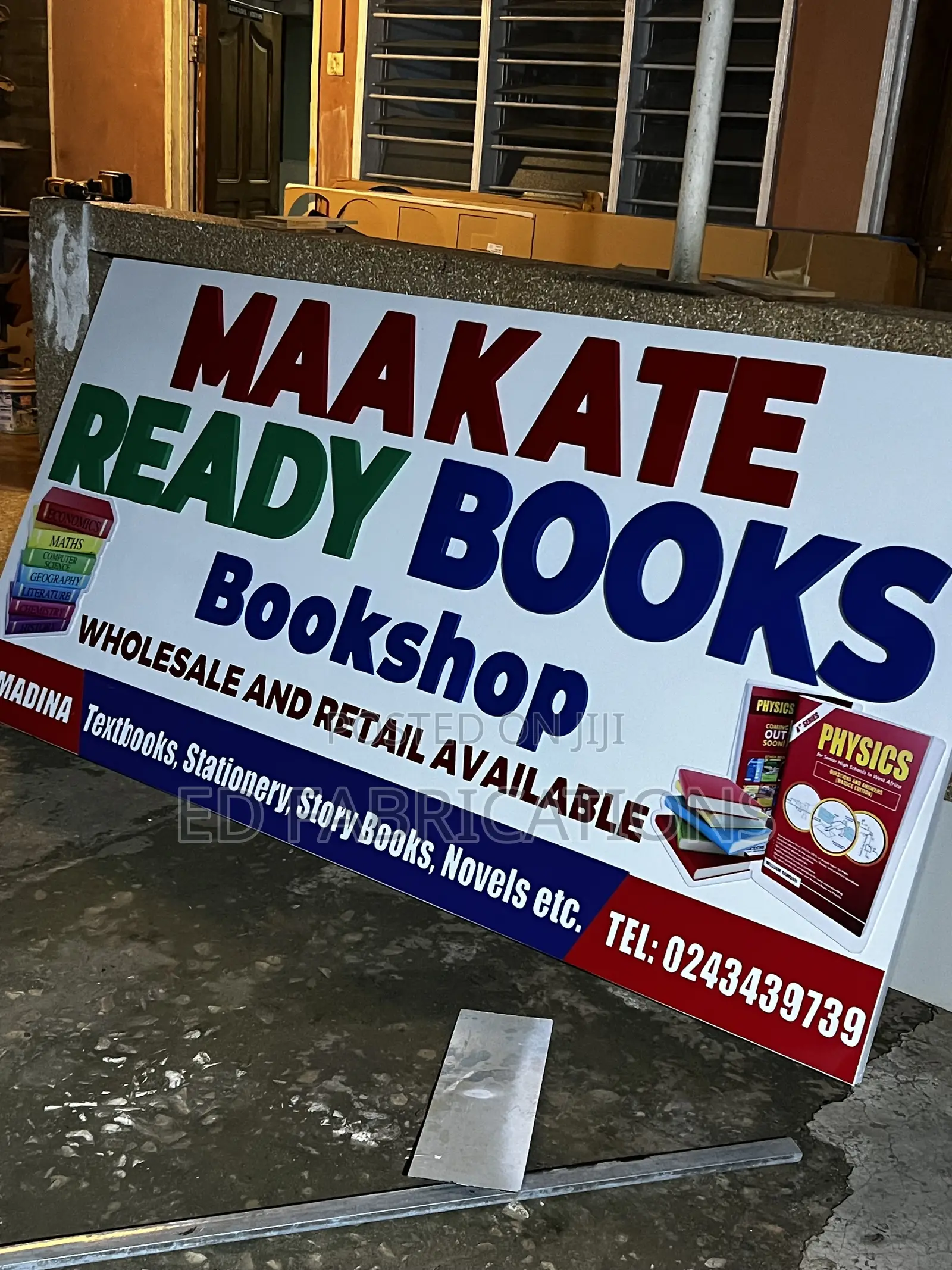 Maa Kate Bookshop Signage