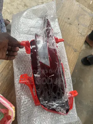 Hyundai Elantra 2019,2020,2021,2022,2023,2024,2025 Back Bumper Light