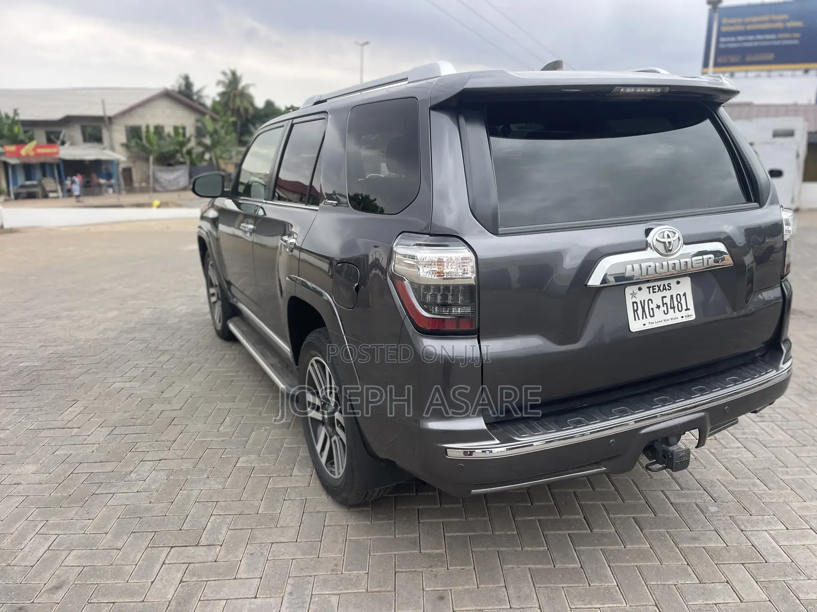 Toyota 4-Runner Limited 2021 Gray