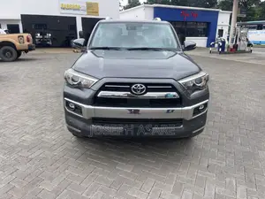 Toyota 4-Runner Limited 2021 Gray