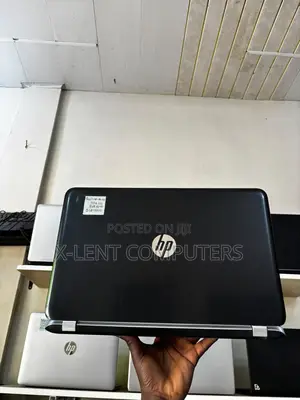 Laptop HP Pavilion 10 8GB AMD A10 HDD 500GB