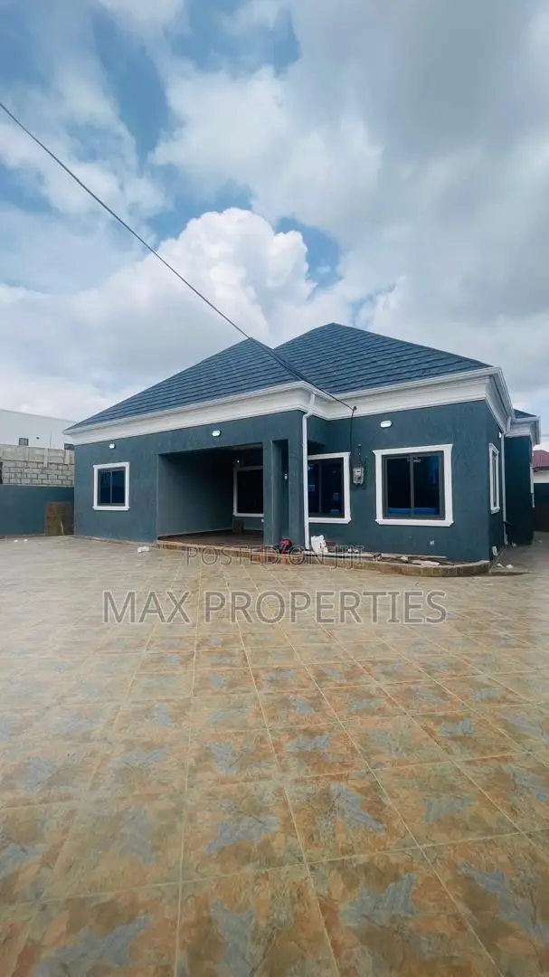 3bdrm House in Ablekuma for sale