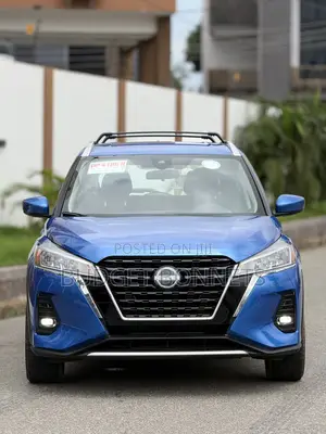 Nissan Kicks SR 2023 Blue