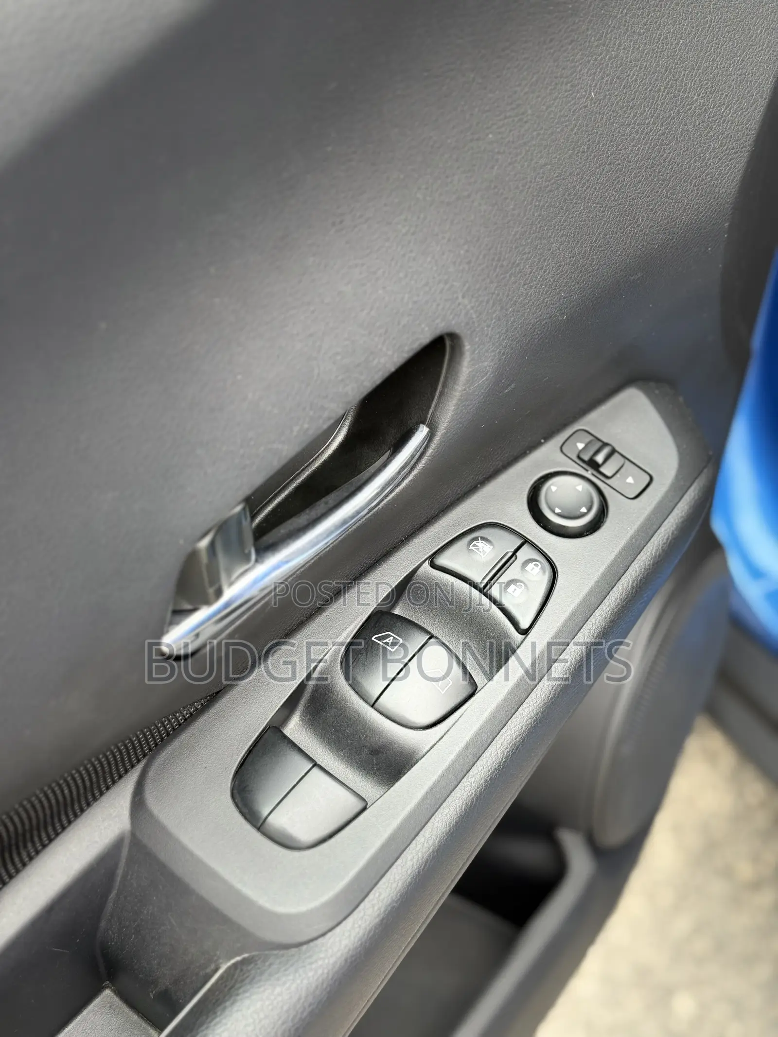 Nissan Kicks SR 2023 Blue