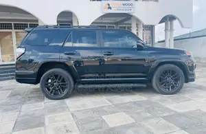 Toyota 4-Runner Limited 2021 Black