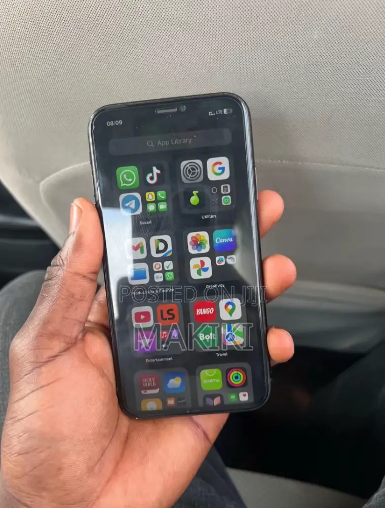 Apple iPhone XR 64 GB Black