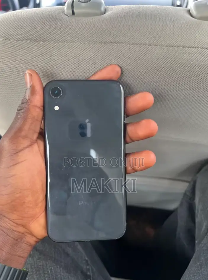 Apple iPhone XR 64 GB Black