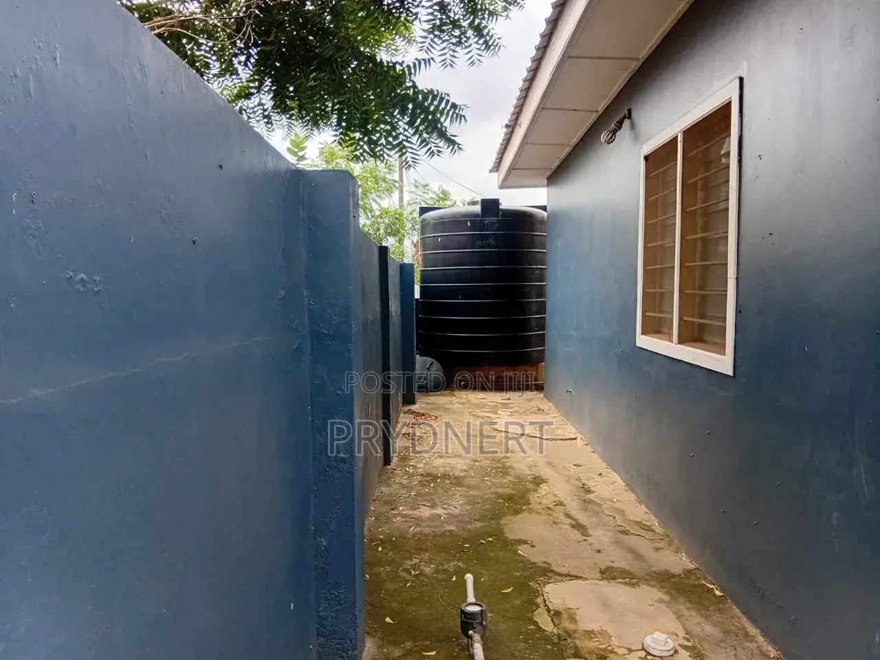 3bdrm House in Devtraco, Tema Metropolitan for rent