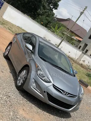 Hyundai Elantra 2015 Silver