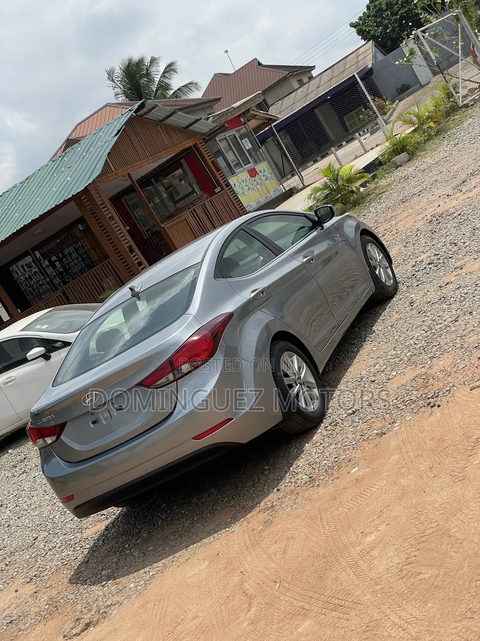 Hyundai Elantra 2015 Silver