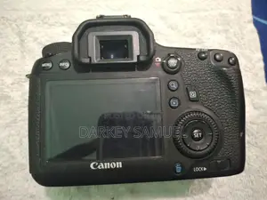 Canon 6d Full Frame DSLR Camera Body, Battery, Charger and Strap.