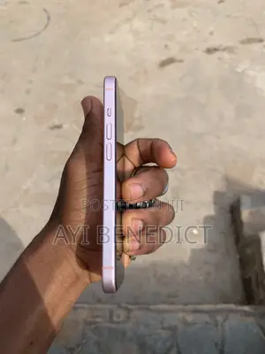 Apple iPhone 15 128 GB Pink