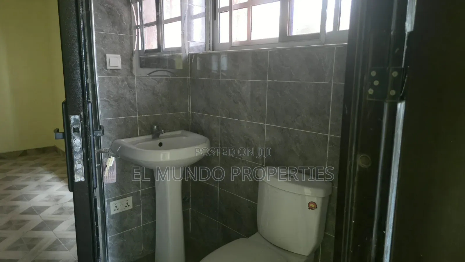 2bdrm Apartment in Kwadaso Estate, Kumasi Metropolitan for rent