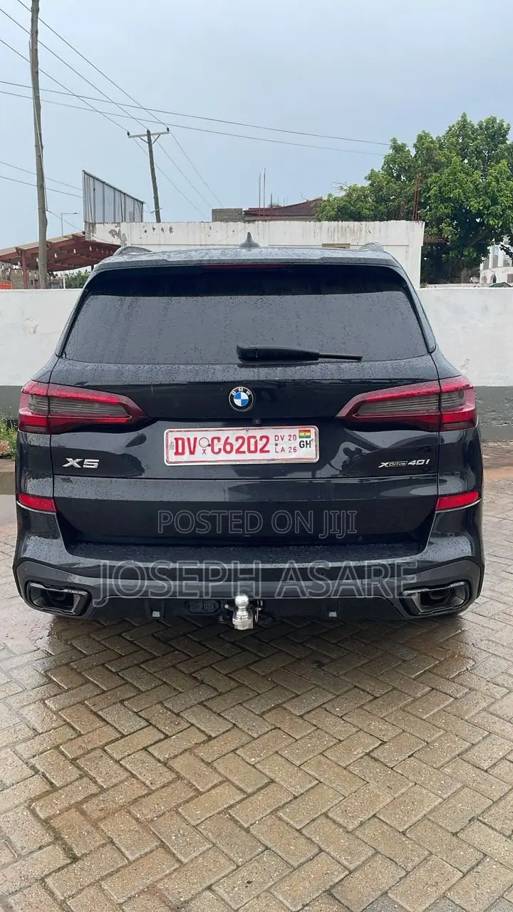 BMW X5 xDrive40i Sports Activity Vehicle 2025 Black