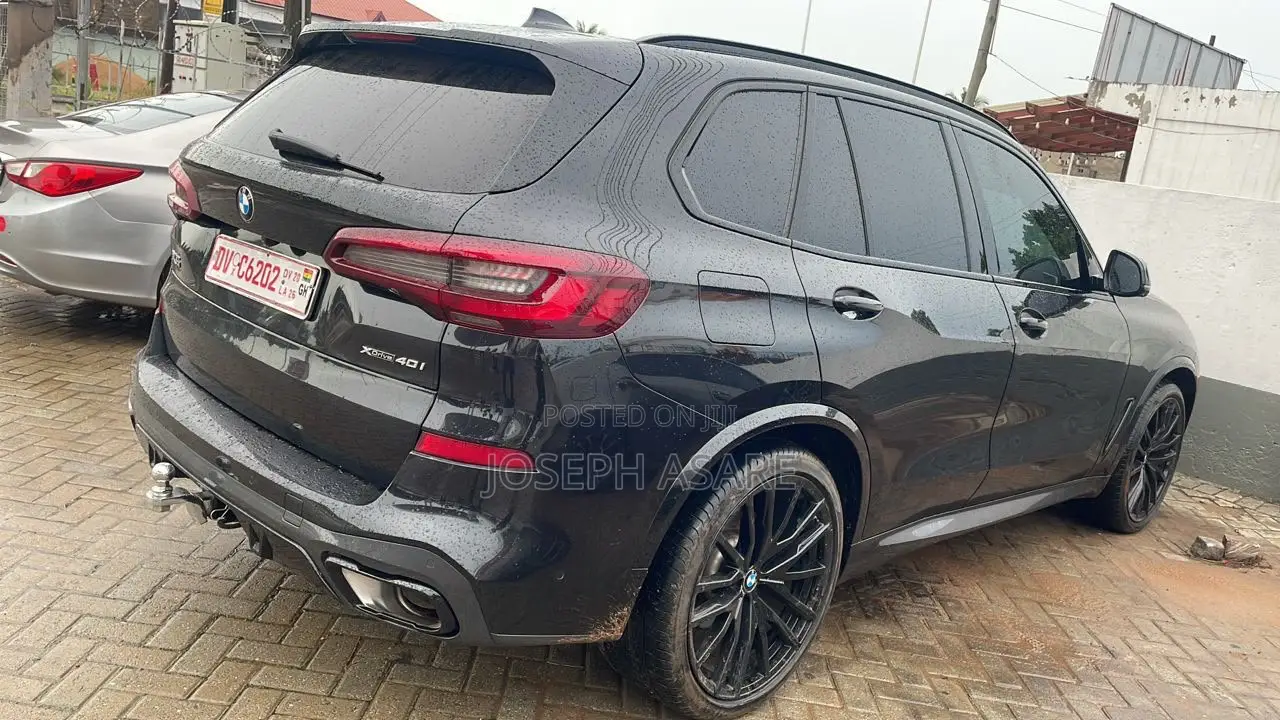 BMW X5 xDrive40i Sports Activity Vehicle 2025 Black
