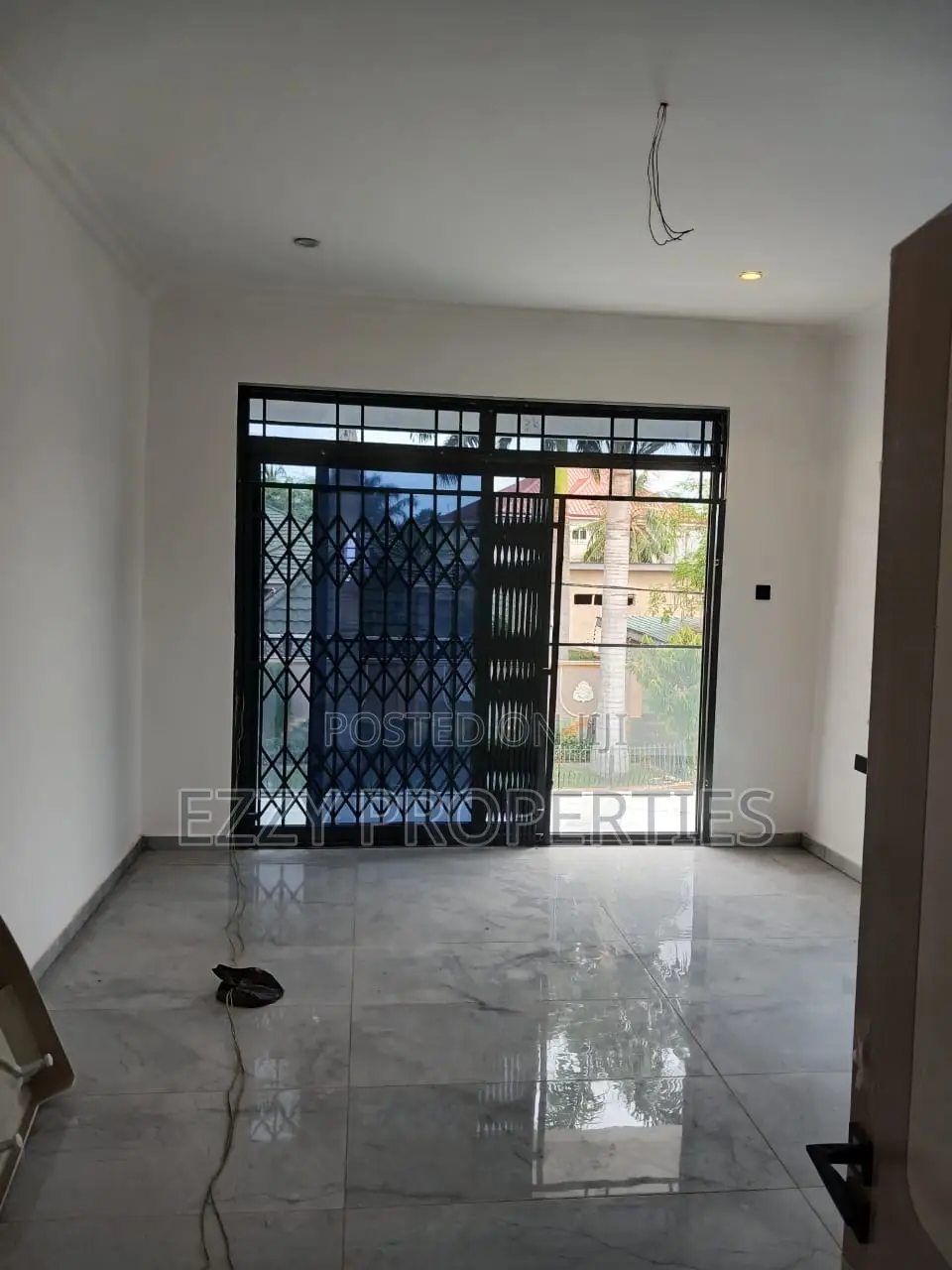 3bdrm House in East Legon for rent