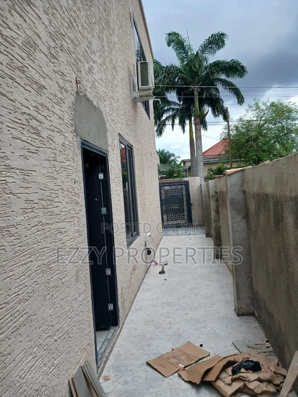 3bdrm House in East Legon for rent