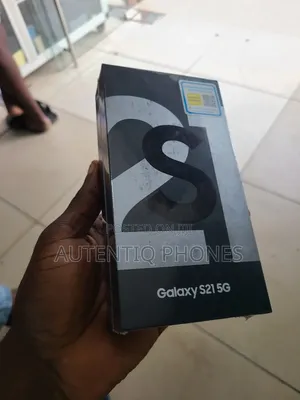 New Samsung Galaxy S21 5G 128 GB Silver