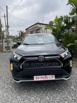 Toyota RAV4 XLE AWD 2024 Black
