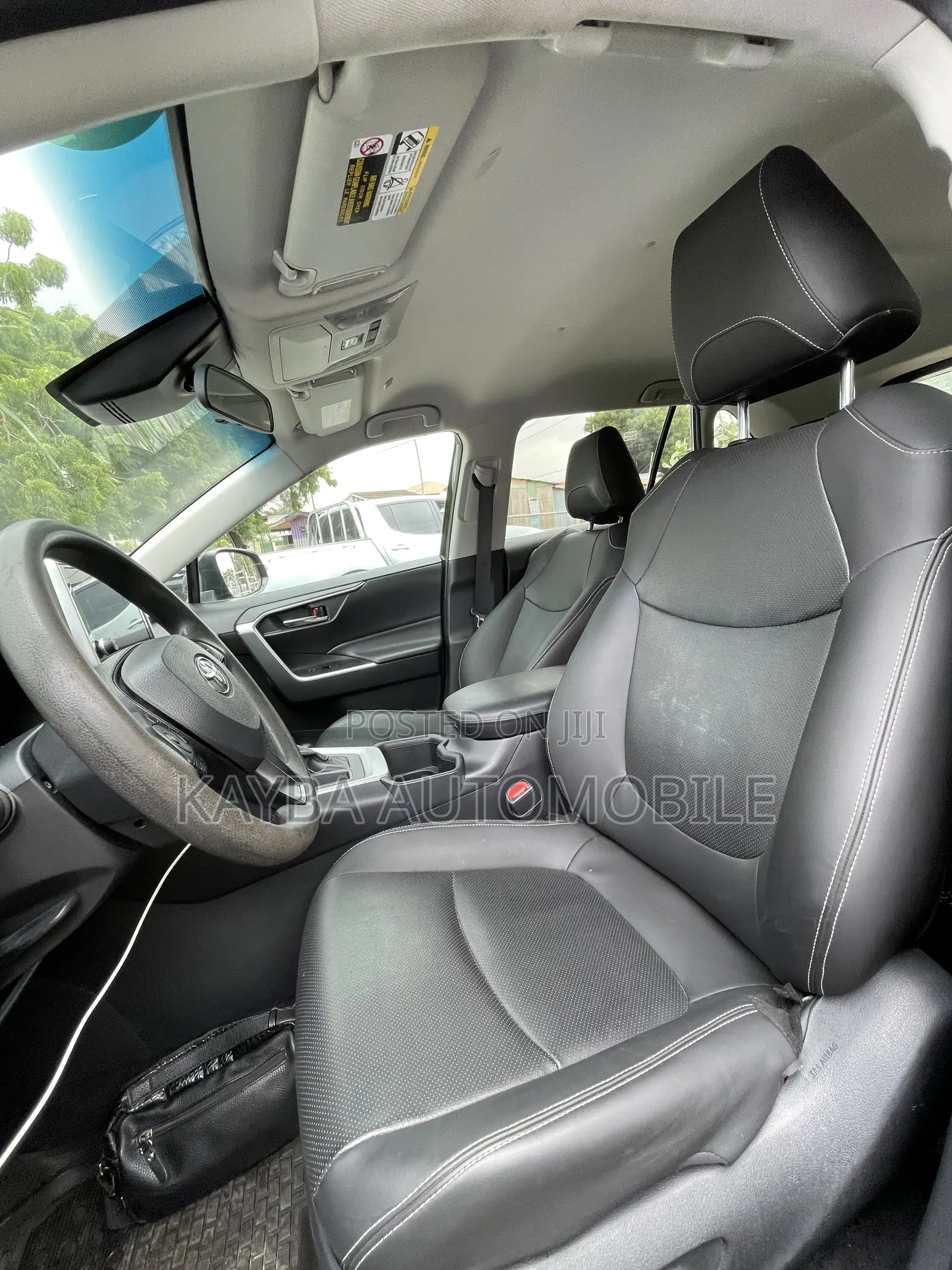 Toyota RAV4 XLE AWD 2024 Black