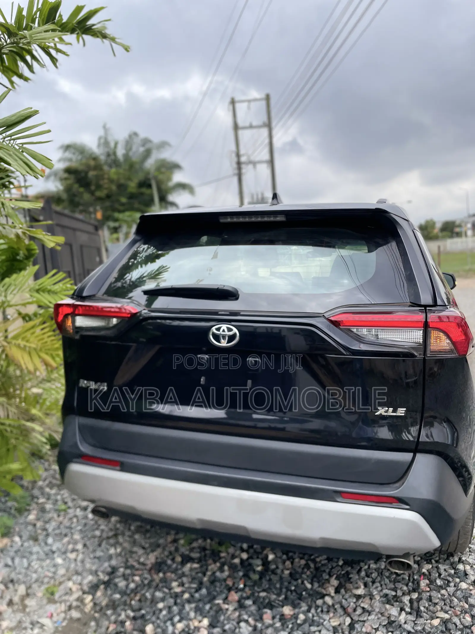 Toyota RAV4 XLE AWD 2024 Black