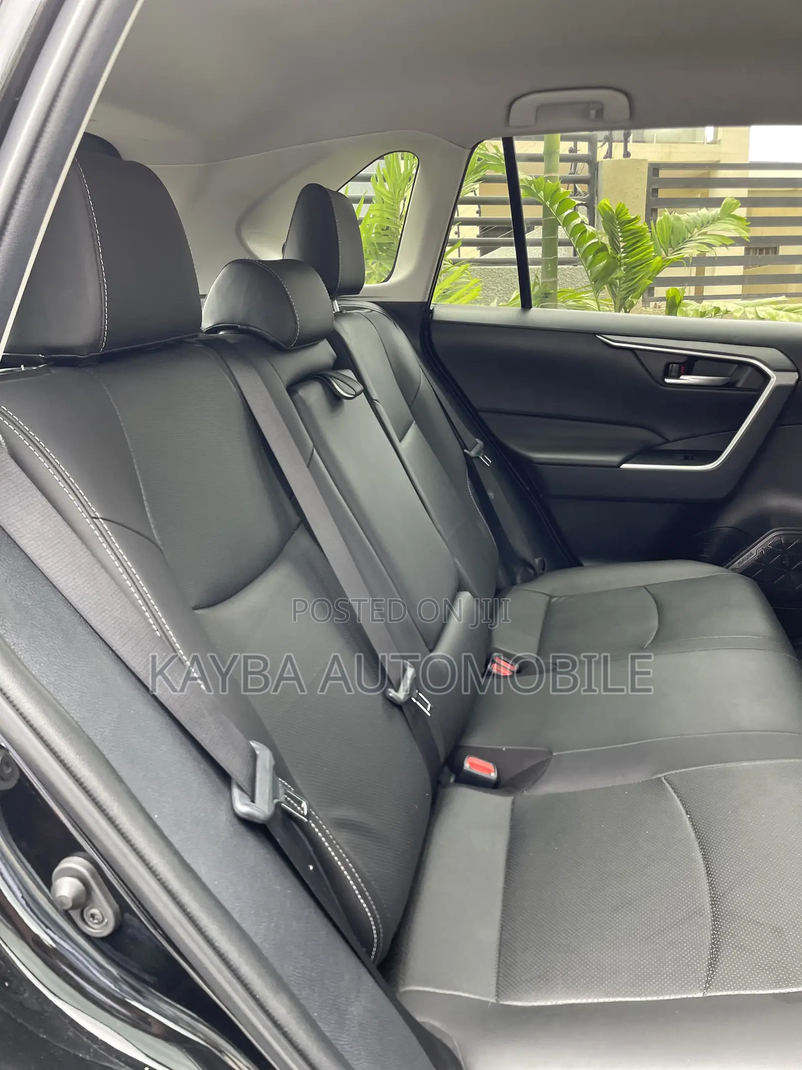 Toyota RAV4 XLE AWD 2024 Black