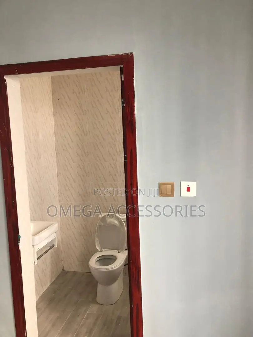 2bdrm House in Bank Of Ghana, Accra Metropolitan for rent