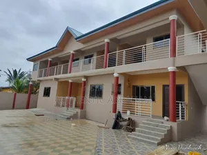 Furnished 10bdrm Apartment in SSNIT Flats for sale
