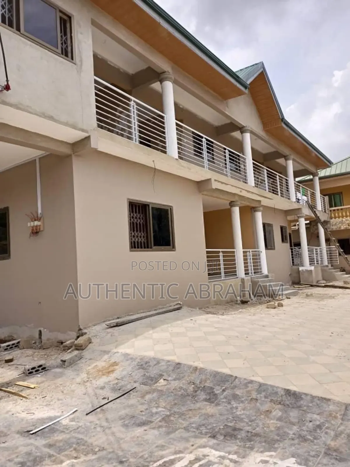 Furnished 10bdrm Apartment in SSNIT Flats for sale