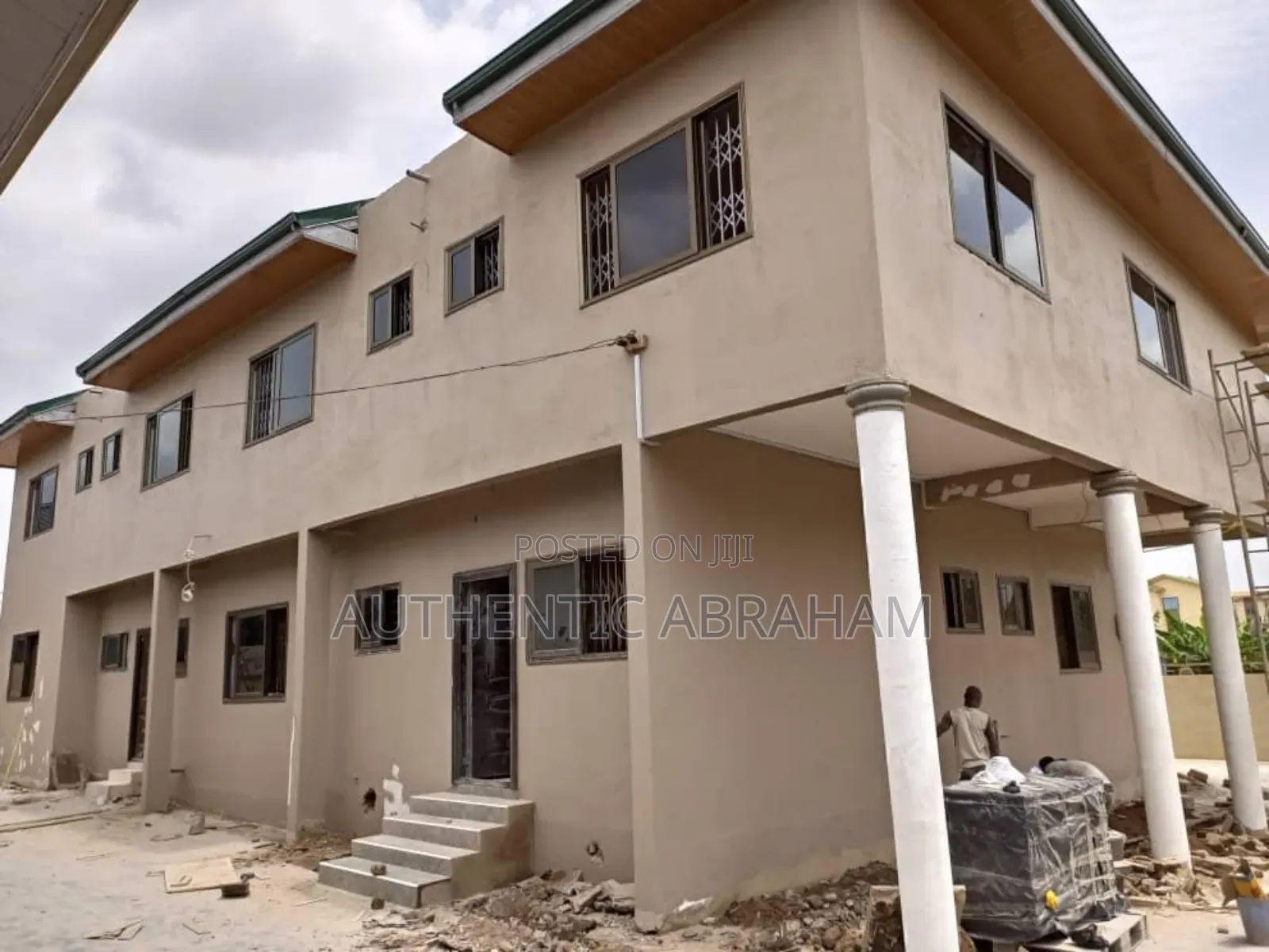 Furnished 10bdrm Apartment in SSNIT Flats for sale