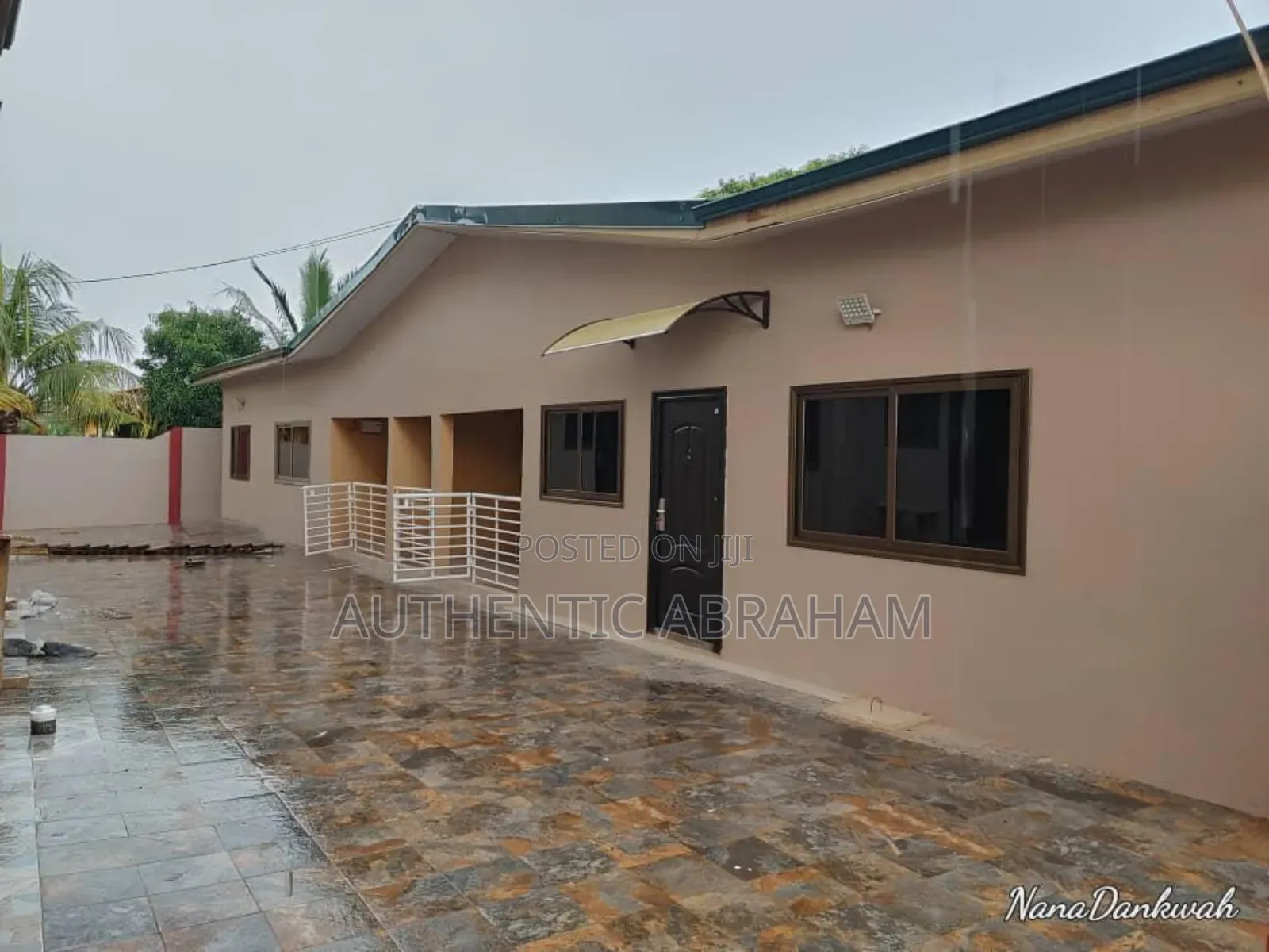 Furnished 10bdrm Apartment in SSNIT Flats for sale