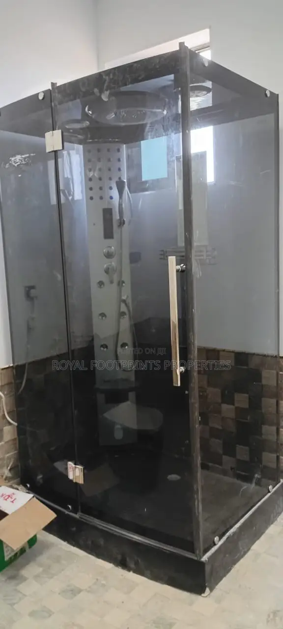 5bdrm House in Royal Footprints, Kwabenya for sale