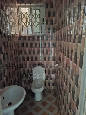 2bdrm House in Lashibi for rent