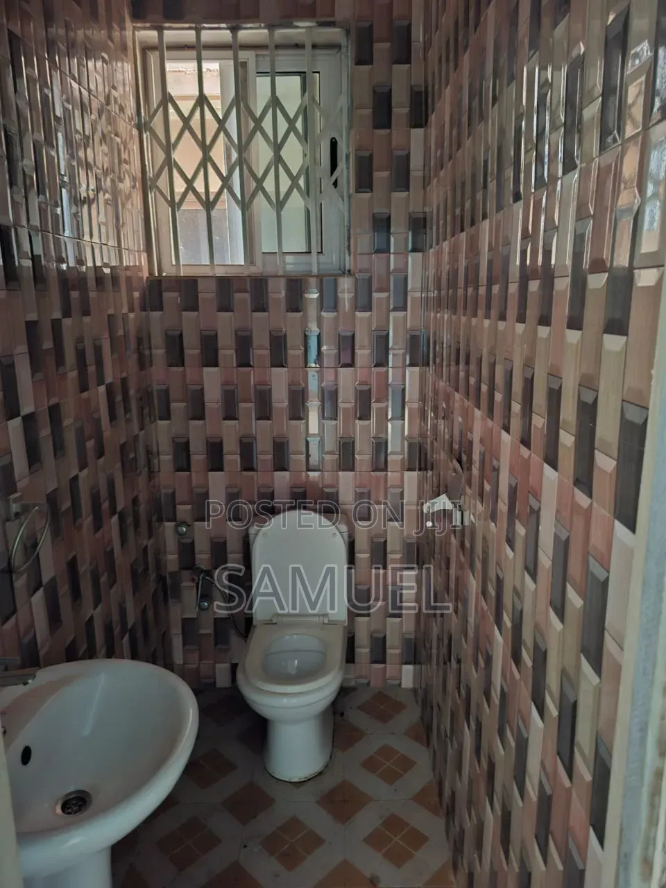 2bdrm House in Lashibi for rent