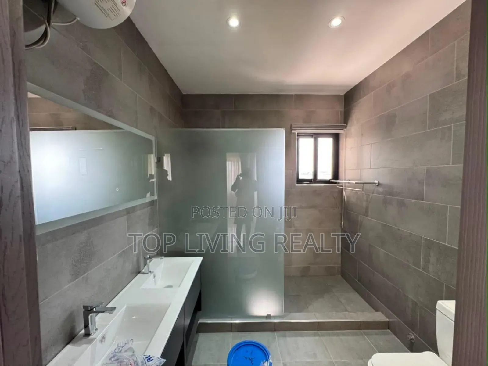 3bdrm House in Amrahia for sale