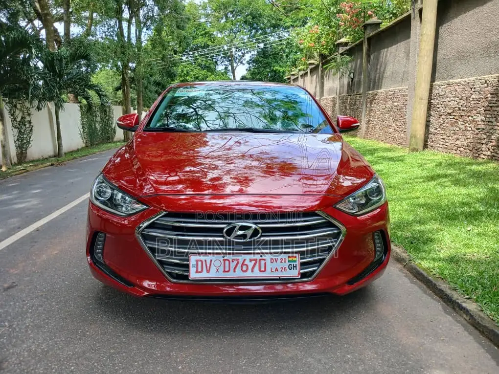 Hyundai Elantra Limited Sedan FWD (2.0L 4cyl 6A) 2017 Red
