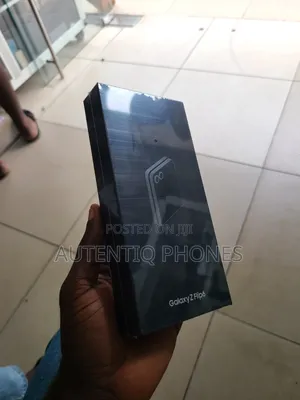 New Samsung Galaxy Z Flip6 256 GB Silver