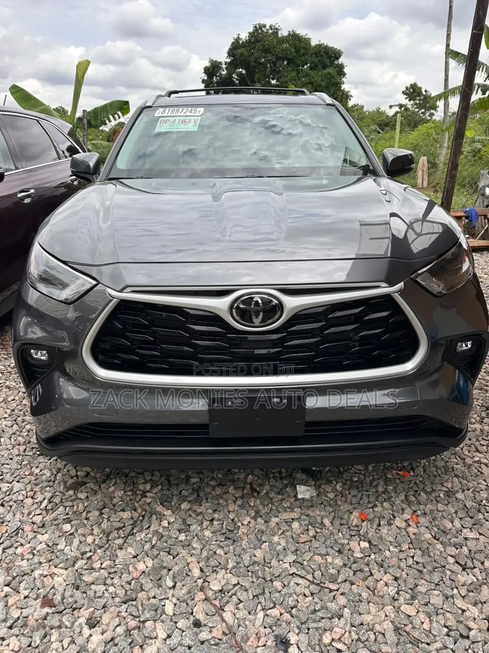 Toyota Highlander XLE 2022 Silver