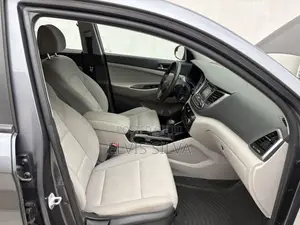 Hyundai Tucson Sport AWD 2017 Gray
