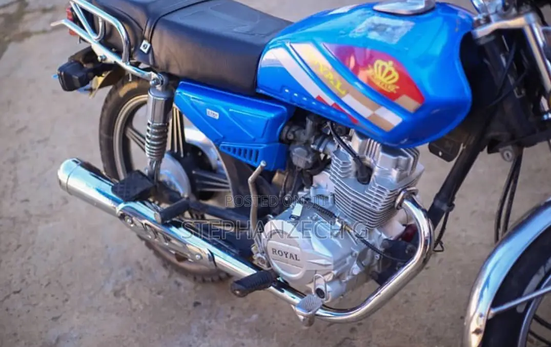 New Royal RY150 2025 Blue