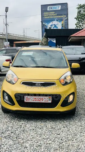 Kia Morning 2016 Yellow