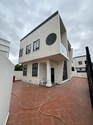 4bdrm House in Spintex, Accra Metropolitan for sale