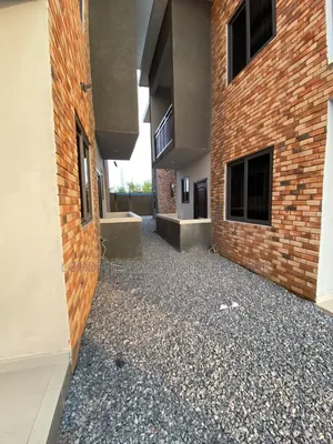 1bdrm Apartment in Pokuase for rent