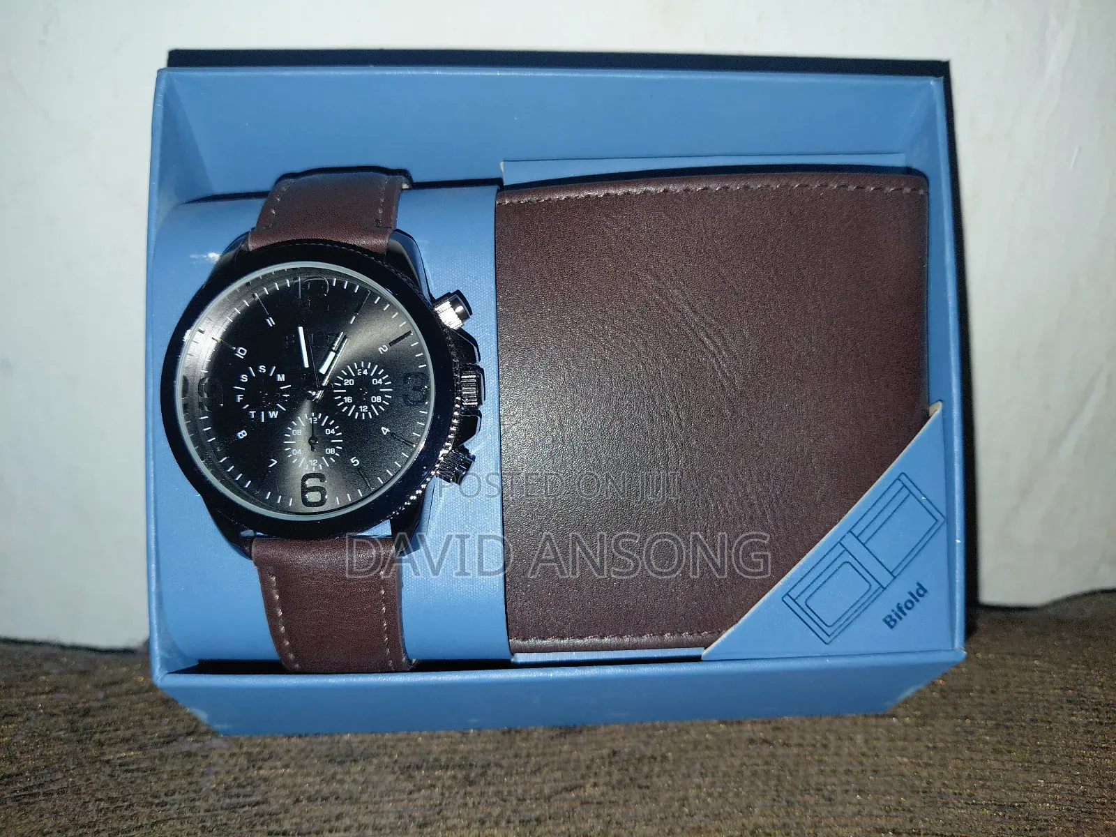 Premium Folio Watch Gift Set