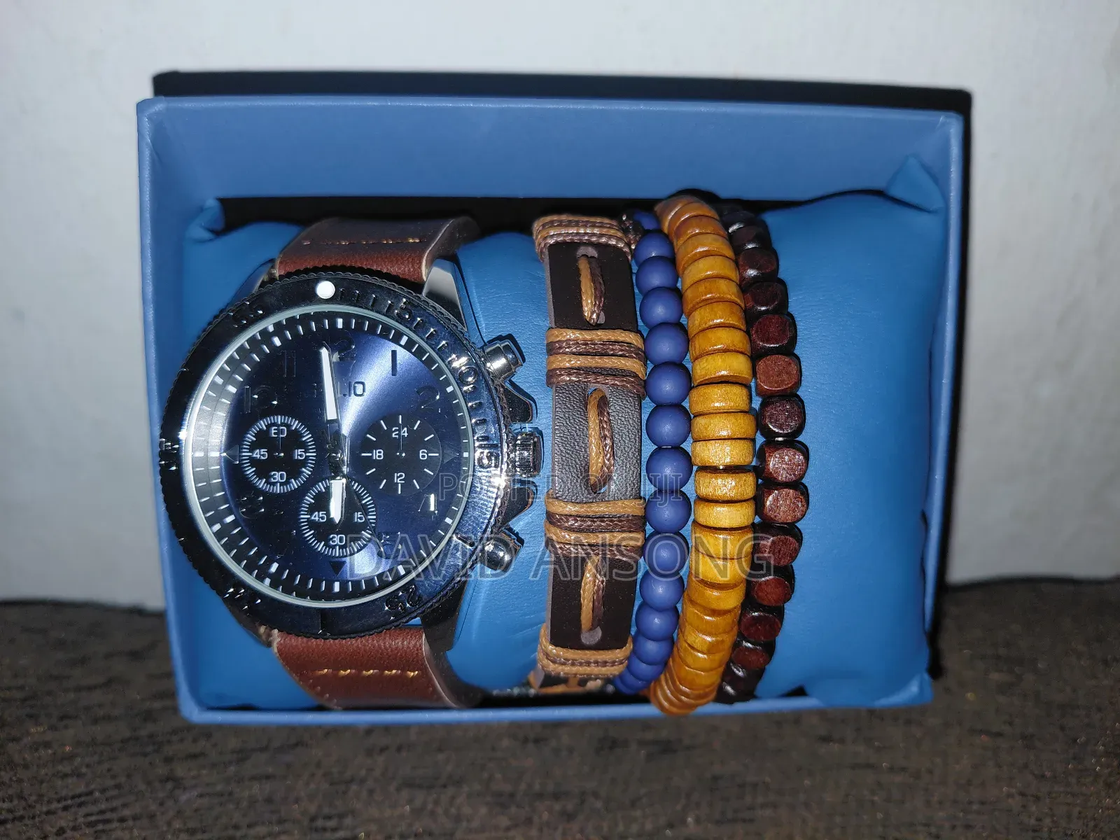 Premium Folio Watch Gift Set