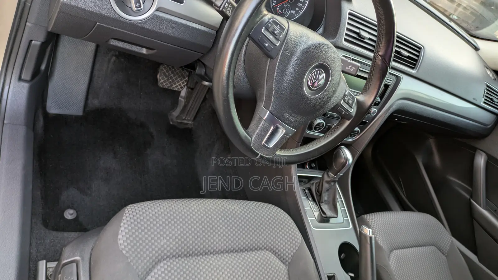 Volkswagen Passat 2015 Gold