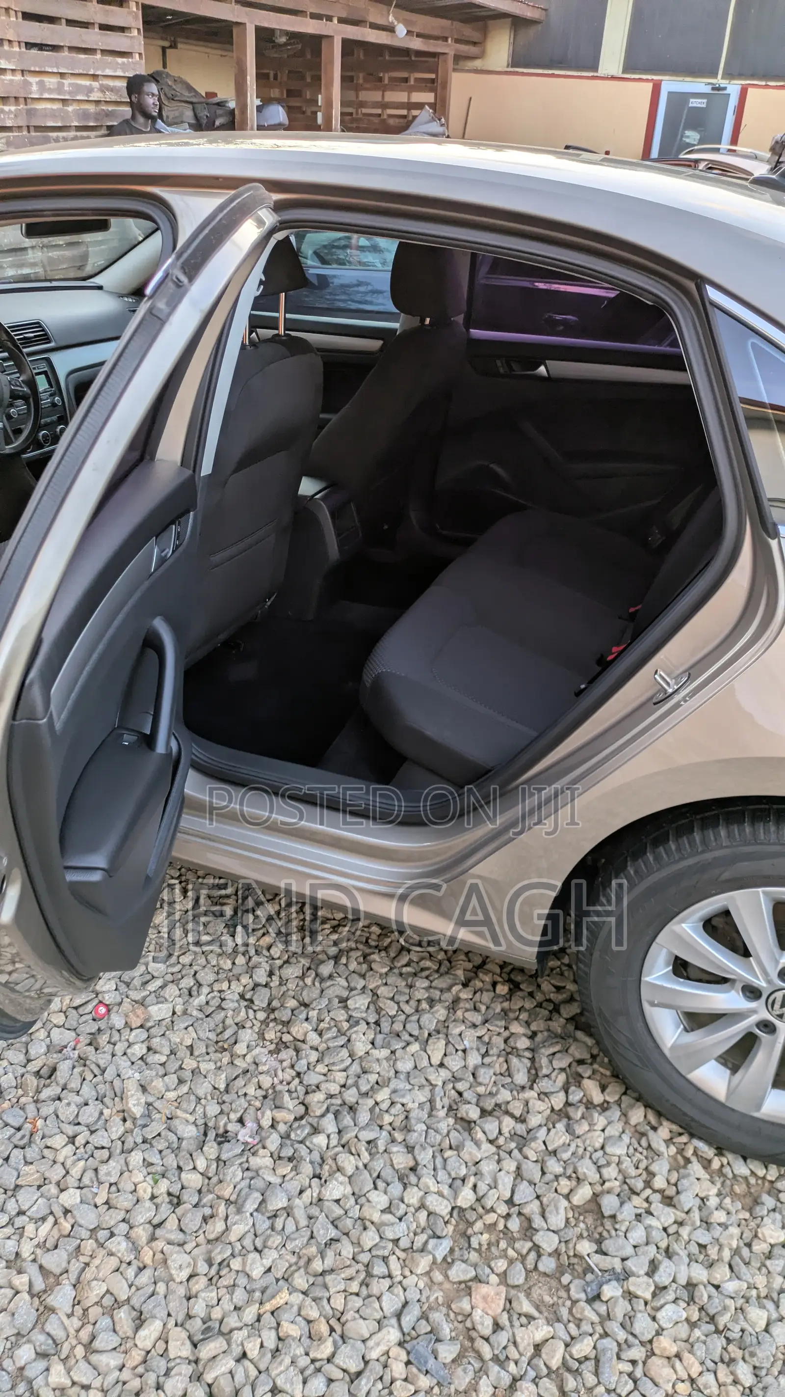 Volkswagen Passat 2015 Gold