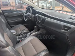Toyota Corolla 2018 Red