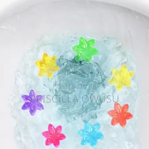 Deodorant Flower Air Freshener Toilet and Bathroom Freshener Cleaner